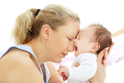 Колики при бебето – как да се справим